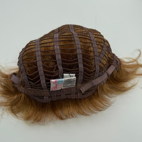 Raquel Welch Mystique Wig Petite Average R29S Short Layered Blonde Kanekalon main image 11